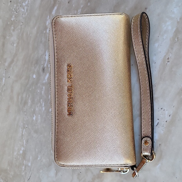 Michael Kors Gold Shimmer 3/4 Zip Wallet - Picture 1 of 13